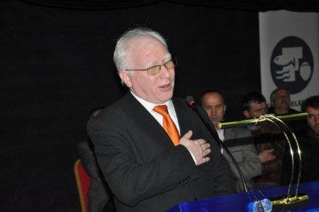 Güvenkaya: Hakk, Muhammet, Ali yolunu yaşamak isteyen insanlarız