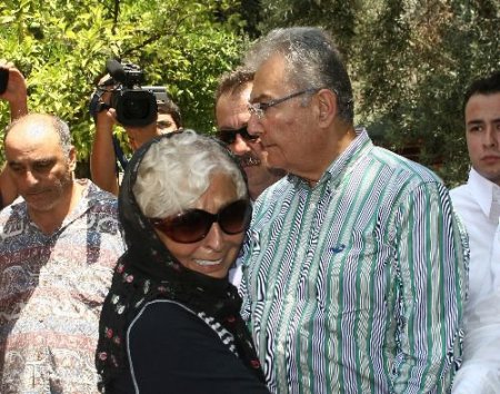 Güvenlikçi Tarafından Öldürülen Akdeniz Tv Çalışanı Simhan Dernek Toprağa Verildi