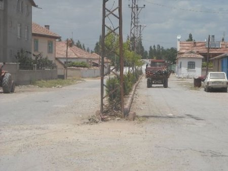 Güvercinlik Belediyesi Beldeyi Kalkındıracak Proje Ve Yatırım Bekliyor