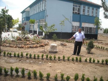 Güvercinlik Belediyesi Beldeyi Kalkındıracak Proje Ve Yatırım Bekliyor