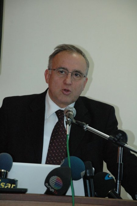 Güzelbey: Ben Yaptığı Görevden Memnunum, Milletvekilliğinde Gözüm Yok