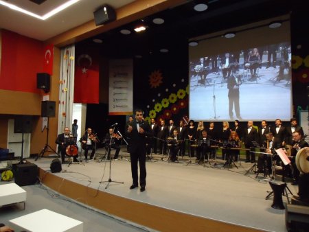 Güzide Hanım İlköğretim Okulu'nda, Çanakkale türküleri yankılandı