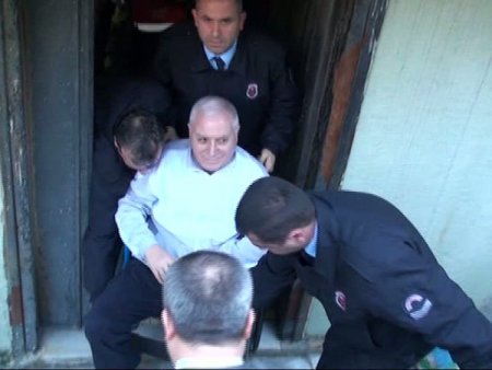 Haberal, Hastaneden Böyle Çıkarıldı