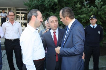 Hac vazifesini yerine getirmek için memleketinden helallik istedi