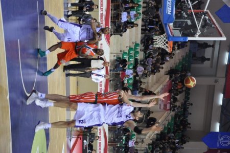 Hacettepe: 63 - Banvit: 77