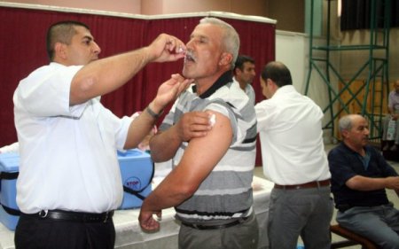 Hacı adayları aşı yaptırdı