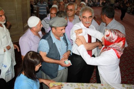 Hacı adaylarına aşıları yapıldı