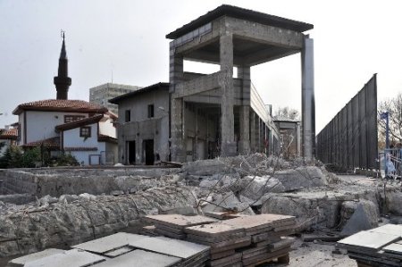 Hacı Bayram Camii çevresi yenileniyor