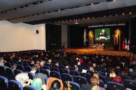 Hacı Bayram-ı Veli’nin tasavvuf dünyasındaki yeri sempozyumda ele alındı
