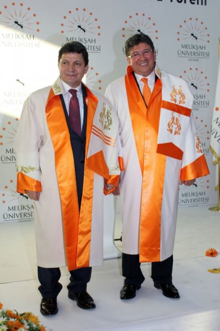 Hacı ve Şükrü Boydak'a, Melikşah Üniversitesi'nden fahri doktora unvanı