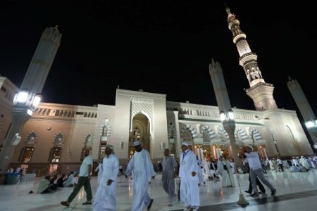 Hacılar Mescid-i Nebevi’yi ziyaret edip Türkiye’ye dönüyor