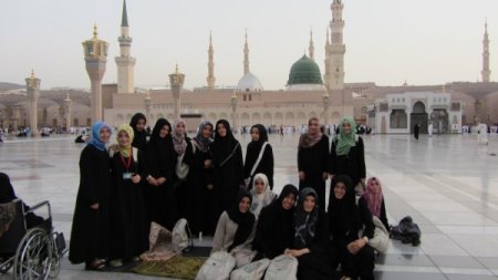 Hafız Öğrencilere Umre Hediyesi