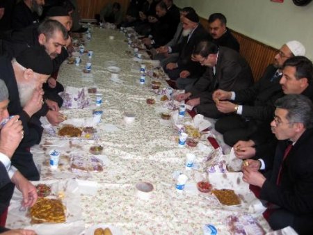 Hafize Ve İmam Hatipler Şehitler İçin Bin Hatim Okudu