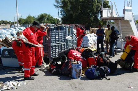 Haiti'de Arama Kurtarma Çalışmaları Yürüten Akut Ekibi Türkiye'ye Döndü
