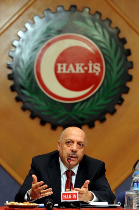 Hak-İş gençlerin 18 yaşında milletvekili olma teklifini destekliyor