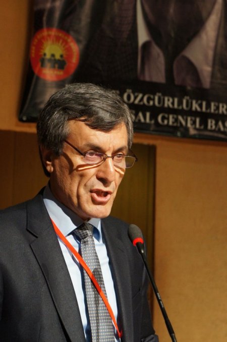 Hak-Par Genel Başkanı Bozyel: Kürt sorunu yeni bir anayasa sorunudur