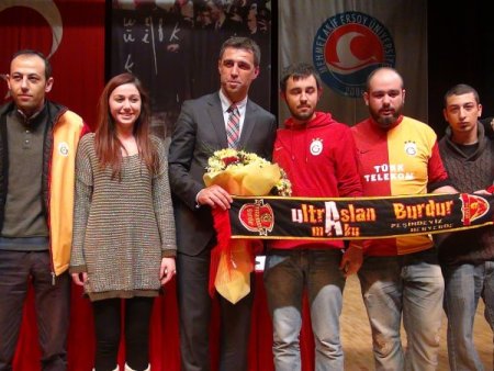 Hakan Şükür: Jübilemi dünya karmasıyla yapacağım