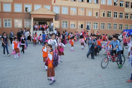 Hakkari Milli Eğitim Müdürü: Okullarımızdaki doluluk oranı yüzde 80'in üzerinde