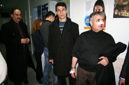 Hakkari Tarım İl Müdürlüğü Personeli Midyat'ta Trafik Kazası Geçirdi: 5 Yaralı