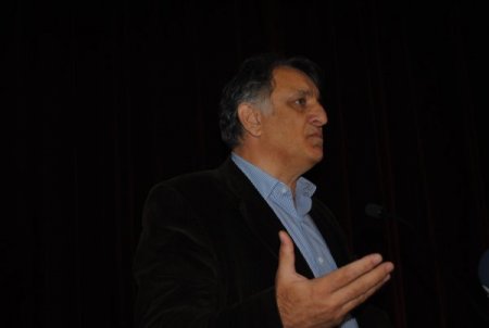 Hakkari Üniversitesi'nde 'Kürt sorunu' konulu konferans