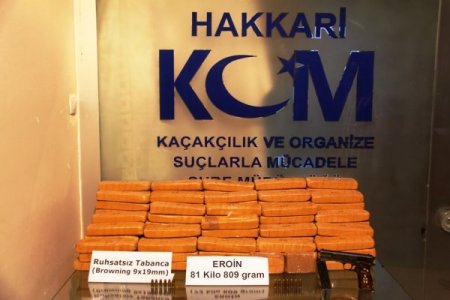 Hakkari'de 201 kilogram uyuşturucu ele geçirildi