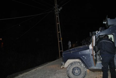 Hakkari'de elektrik trafosu altında patlama