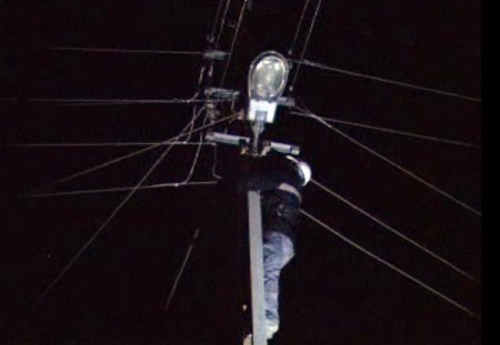 Hakkari'de elektrik trafosu altında patlama