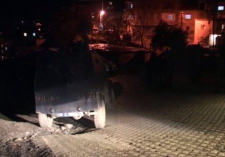 Hakkari'de elektrik trafosu altında patlama