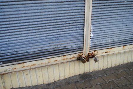 Hakkari'de Esnaflar Kepenk Açmadı