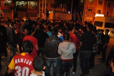 Hakkari’de Galatasaray taraftarları coştu