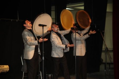 Hakkari'de Grup Tillo konserine yoğun ilgi