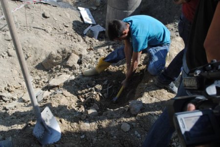 Hakkari’de inşaat alanında kemik ve mezar taşları bulundu