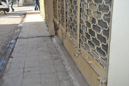 Hakkari'de kepenklerin açılmadığı günde düğün yaptılar