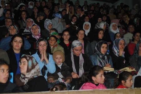 Hakkari’de Kutlu Doğum Haftası Kutlandı