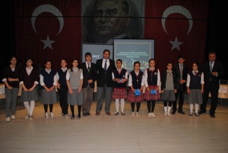 Hakkari'de Orta Öğretim Okulları Arası Bilgi Ve Kültür Yarışması Düzenlendi