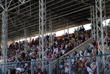Hakkari’de peygamber sevgisi stada sığmadı