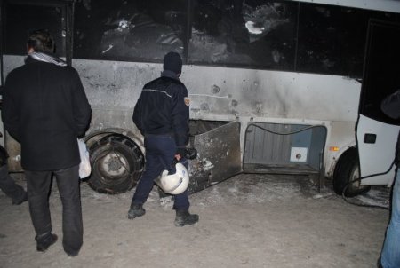 Hakkari’de Polise Bombalı Saldırı: 1 Ölü, 3'ü Polis 27 Yaralı