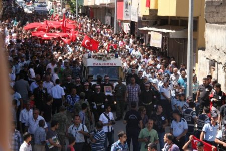 Hakkari’de Şehit Düşen Seyhan, Kırıkhan’da Toprağa Verildi