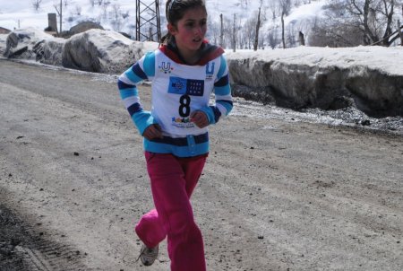 Hakkari'deki yarışta Sudanlı Şerafettin'e büyük ilgi