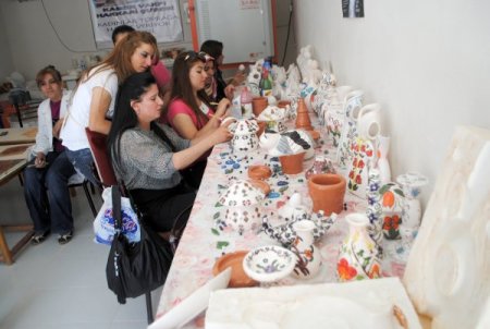 Hakkarili Kadınlar Toprağa Hayat Veriyor