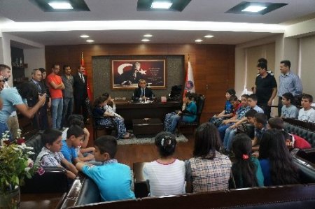 'Hakkari'nin sümbülleri Adana'da boy verdi'