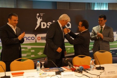 Hakyemez, 47 yıl sonra basketbola başladığı DSİ’ye döndü