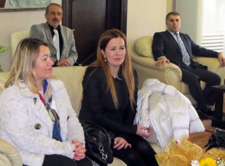 Hale Caneroğlu, Başkan Arpacıoğlu’nu ziyaret etti