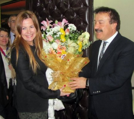 Hale Caneroğlu, Başkan Arpacıoğlu’nu ziyaret etti