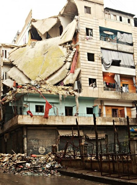 Halep'ten çıkamayan Suriyelilerin imdadına yardım kuruluşları yetişti