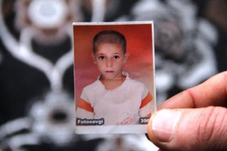 Halı sahada hayatını kaybedenlerden 4'ü toprağa verildi