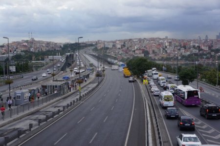 Haliç Köprüsü’nün Orta Şeridi Trafiğe Kapatıldı