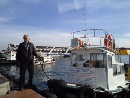 Haliç’in emektarı sandallar son demlerini yaşıyor