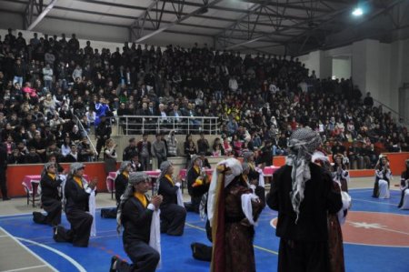 Halk Dansları Yarışmasında Dereceye Girenler Ödüllerini Aldı