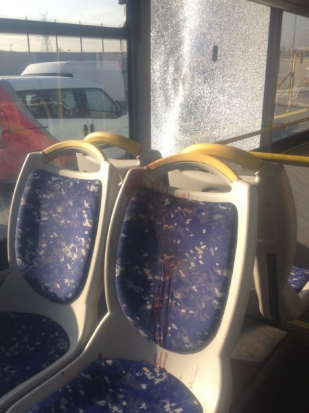 Halk otobüsüne mermi isabet etti: 1 yaralı